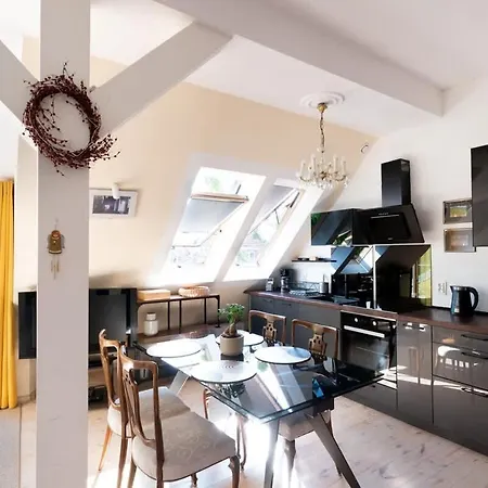 Jasny Apartament Z Balkonem Blisko Plazy W Spokojnej Okolicy By Noclegi Renters Apartman Sopot