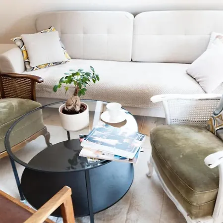 Apartment Jasny Z Balkonem Blisko Plazy W Spokojnej Okolicy By Renters *